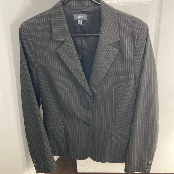 MEXX dark grey Size 10 blazer with pin striped - Picture 2 of 2